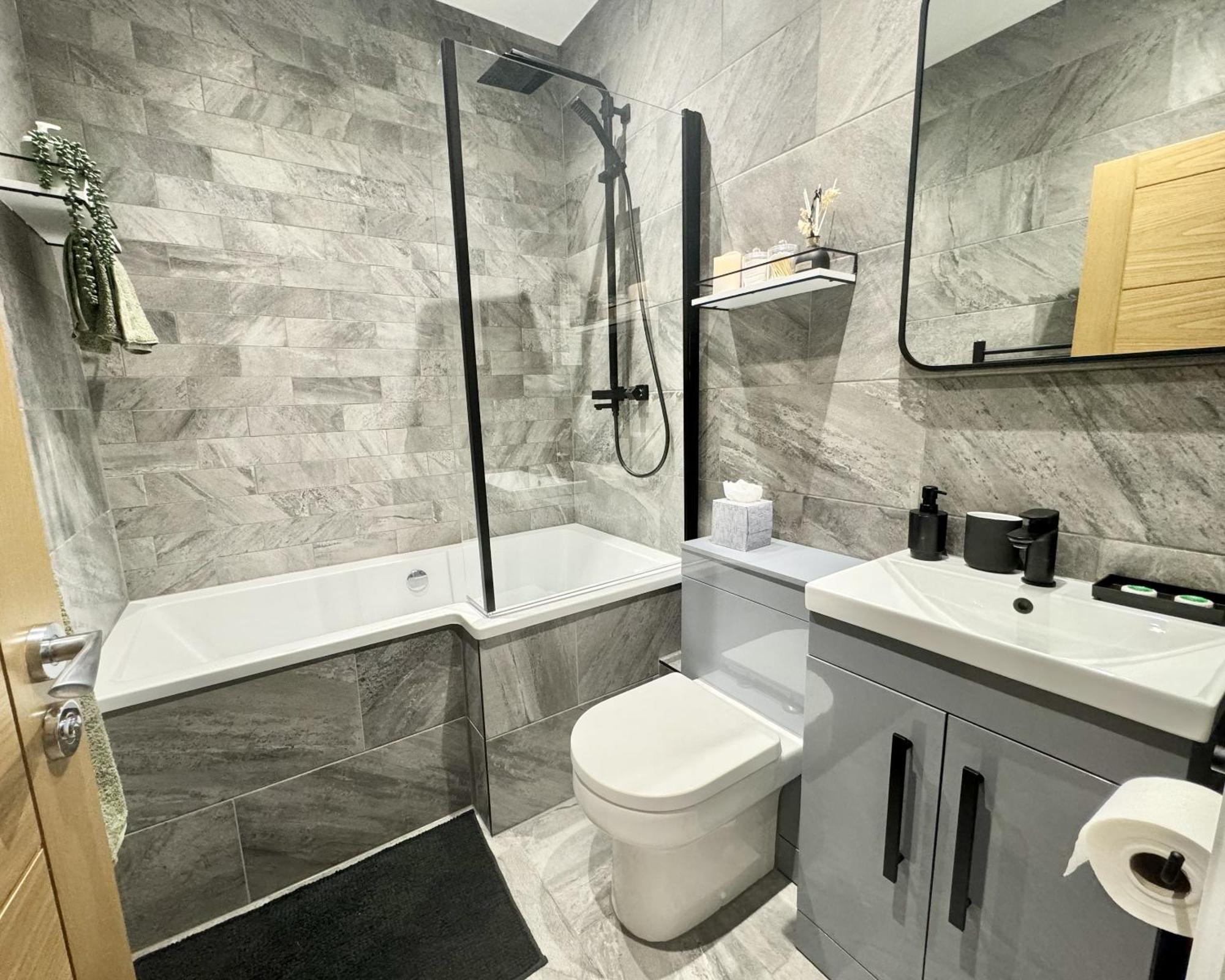 The Crown View - Luxury Apartment - Free Parking Nearby Гаррогейт Екстер'єр фото