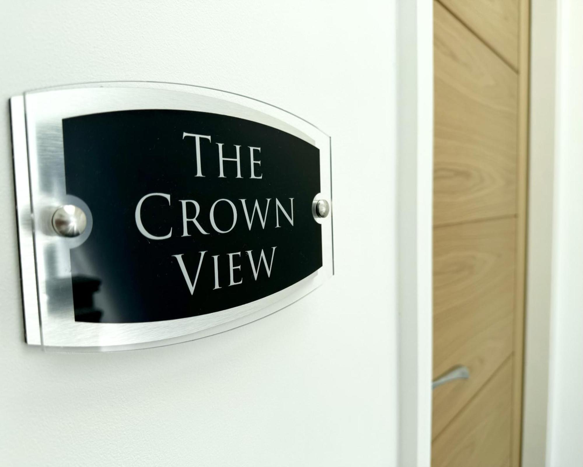The Crown View - Luxury Apartment - Free Parking Nearby Гаррогейт Екстер'єр фото