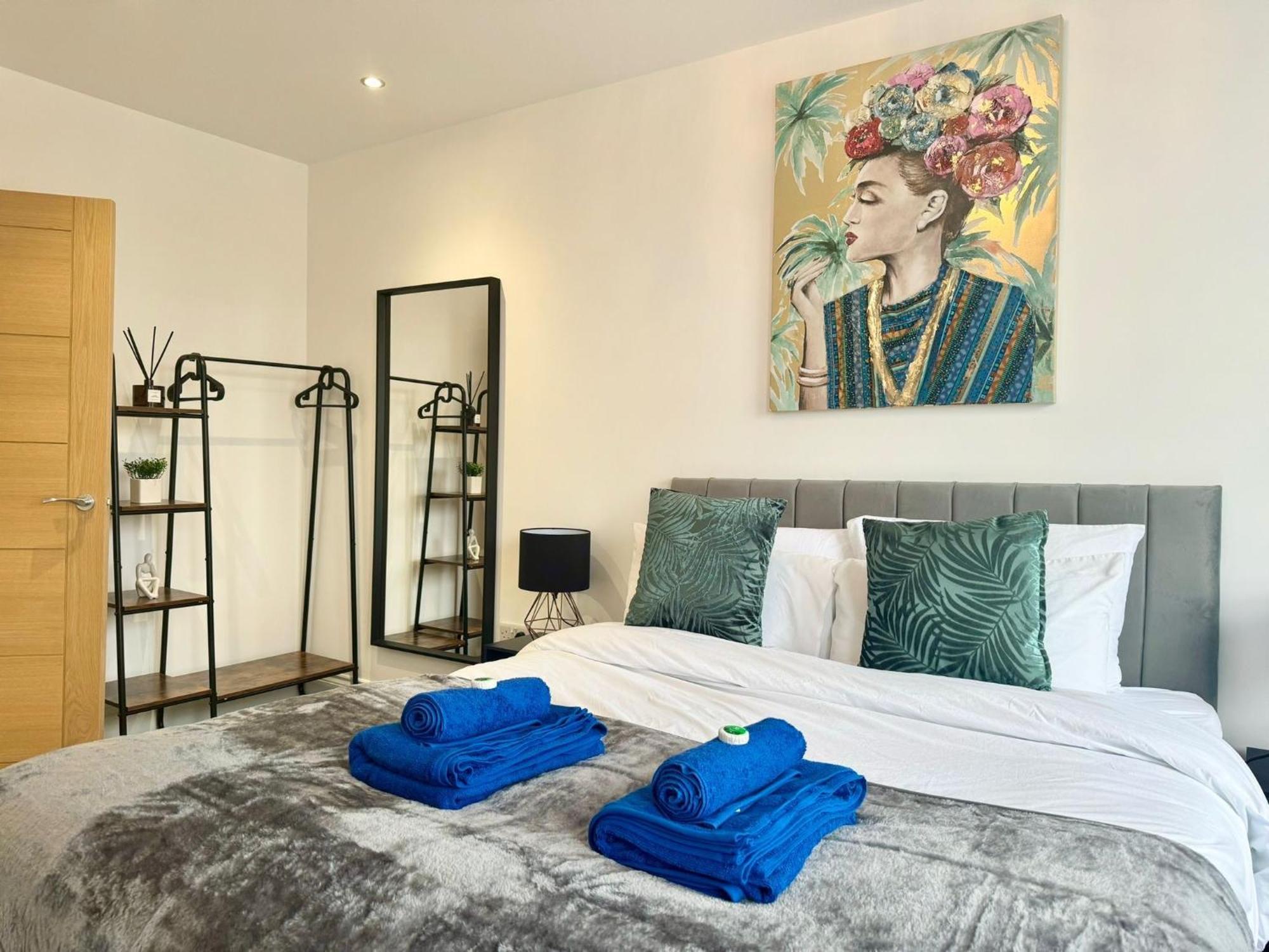 The Crown View - Luxury Apartment - Free Parking Nearby Гаррогейт Екстер'єр фото
